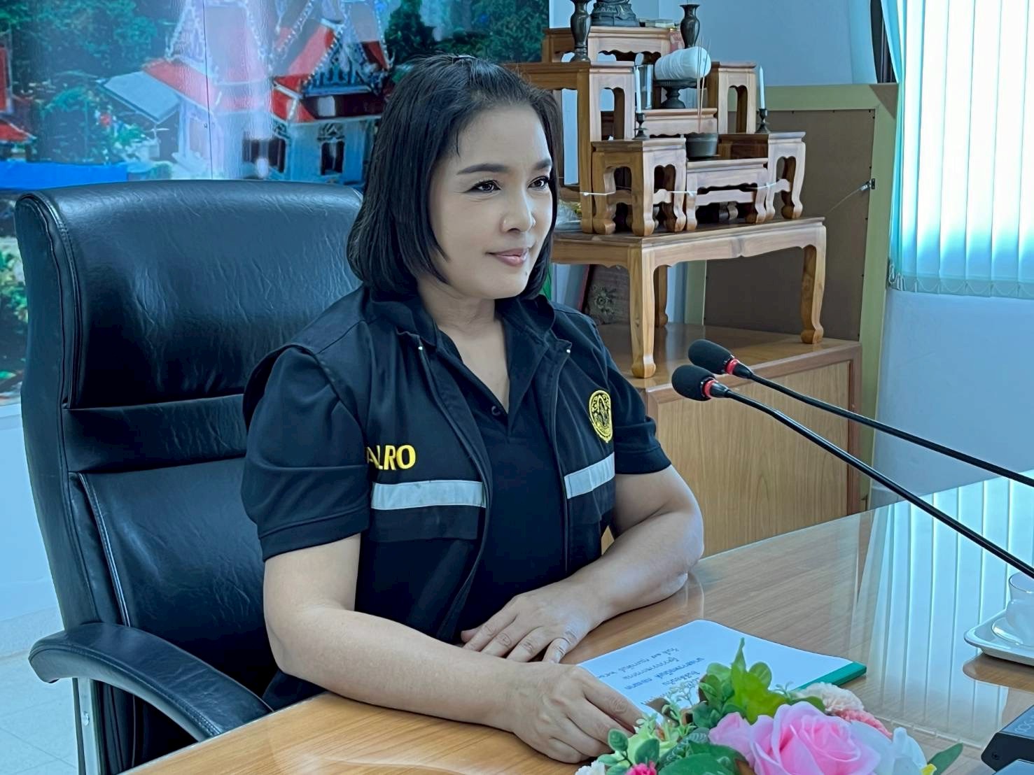 title - ผู้ตรวจราชการ ส.ป.ก. ประชุมติดตามผลการดำเนินงานตามแผนการตรวจราชการ ของ ส.ป.ก. ประจำปีงบประมาณ พ.ศ. 2569 รอบที่ 1 พร้อมลงพื้นที่มอบกิ่งพันธุ์โกโก้คุณภาพดีจำนวน 3,000 ต้น ณ จังหวัดชุมพร